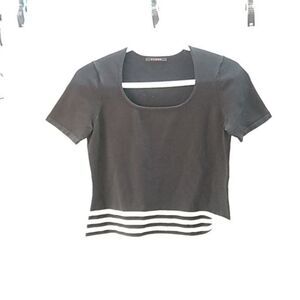 Cyrus top 